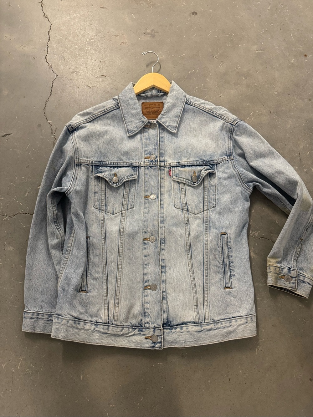 Levi'Small Trucker Jacket Denim Jacket in Blue Size Small Like New